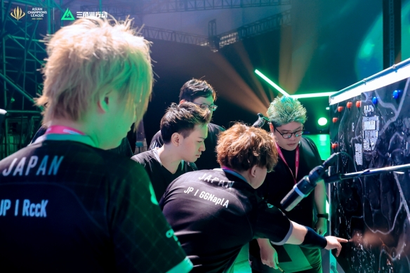 涯进一步发 涯进一步发