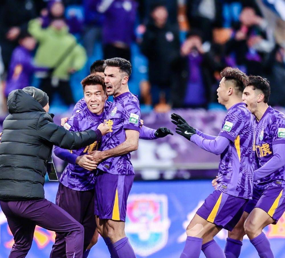 发起进攻 发起进攻